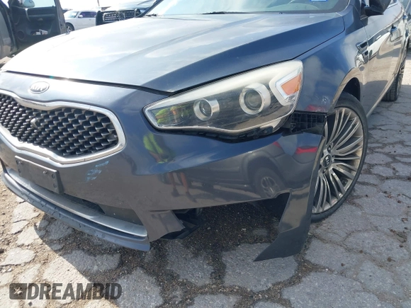 2015 Kia Cadenza Premium with VIN KNALN4D76F5195656, listed as a IAAI auction lot 41803974 with 107,734 mi miles. Bid and sale history available at carsss.com. Image 6.