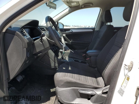 2022 Volkswagen Tiguan S with VIN 3VV1B7AXXNM011256, listed as a Copart auction lot 52536495 with 113,479 mi miles and Clean title. Bid and sale history available at DreamBid. Image 7.
