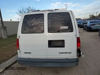 1998 Chevrolet Astro Cargo Van with VIN 1GCDM19W3WB101873, listed as a Copart auction lot 83349264 with 0 mi miles and Salvage Title. Bid and sale history available at carsss.com. Image 6.