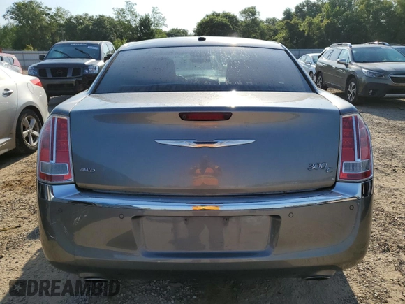 2011 Chrysler 300 C z VIN 2C3CK6CT6BH612190, wystawiony jako Copart lot #53546705 z przebiegiem 161 462 mil mil oraz Szkoda całkowita • Salvage title. Historia ofert i sprzedaży dostępna na DreamBid. Obrazek 6.