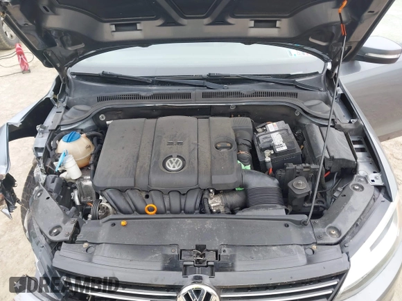 2011 Volkswagen Jetta SE with VIN 3VWDZ7AJ4BM370033, listed as a IAAI auction lot 42367238 with 161,635 mi miles and . Bid and sale history available at DreamBid. Image 10.