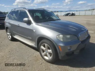 2009 BMW X5 35d z VIN 5UXFF03569LJ97458, wystawiony jako Copart lot #51385015 z przebiegiem 137 918 mil mil oraz Czysty tytuł • Clean title. Historia ofert i sprzedaży dostępna na DreamBid. Obrazek 4.