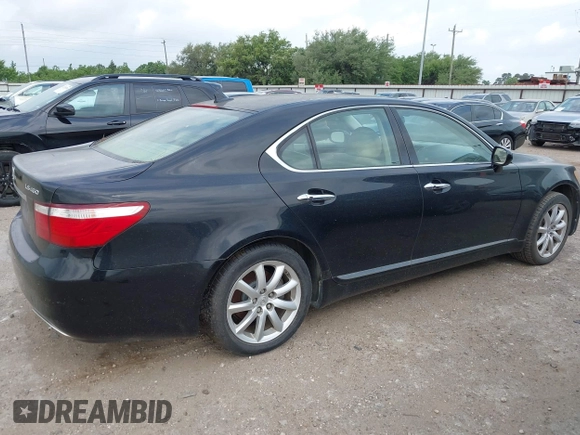 2008 Lexus LS 460 with VIN JTHBL46FX85054924, listed as a IAAI auction lot 42161278 with 1 mi miles. Bid and sale history available at carsss.com. Image 4.