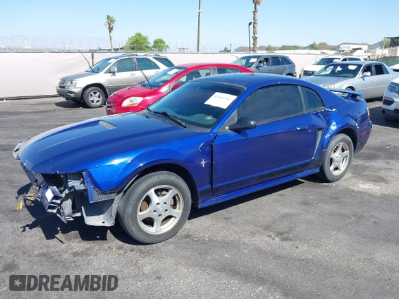 2002 Ford Mustang Standard z VIN 1FAFP40422F222075, wystawiony jako IAAI lot #42565741 z przebiegiem 139 096 mil mil oraz . Historia ofert i sprzedaży dostępna na DreamBid. Obrazek 2.