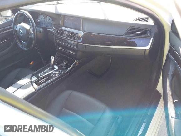 2015 BMW 5 Series 528i with VIN WBA5A5C56FD512769, listed as a IAAI auction lot 40832378 with 113,669 mi miles. Bid and sale history available at carsss.com. Image 5.