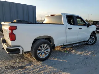 2020 Chevrolet Silverado 1500 Custom with VIN 1GCRWBEF9LZ281181, listed as a Copart auction lot 43327815 with 80,007 mi miles and Salvage Title. Bid and sale history available at carsss.com. Image 3.