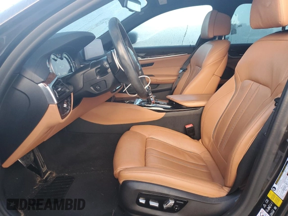 2019 BMW 5 Series M550i xDrive with VIN WBAJB9C57KB288906, listed as a Copart auction lot 79846274 with 61,744 mi miles and Salvage title. Bid and sale history available at DreamBid. Image 7.