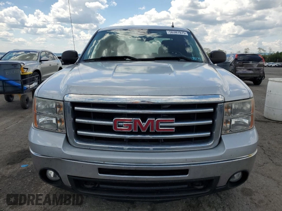 2012 GMC Sierra 1500 SLE z VIN 1GTR2VE77CZ216979, wystawiony jako Copart lot #56387875 z przebiegiem 130 537 mil mil oraz Szkoda całkowita • Salvage title. Historia ofert i sprzedaży dostępna na DreamBid. Obrazek 5.