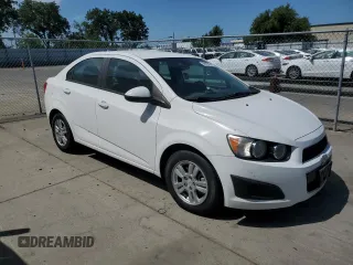 2012 Chevrolet Sonic LS z VIN 1G1JA5SH5C4135658, wystawiony jako Copart lot #58280565 z przebiegiem 140 279 mil mil oraz Czysty tytuł • Clean title. Historia ofert i sprzedaży dostępna na DreamBid. Obrazek 4.