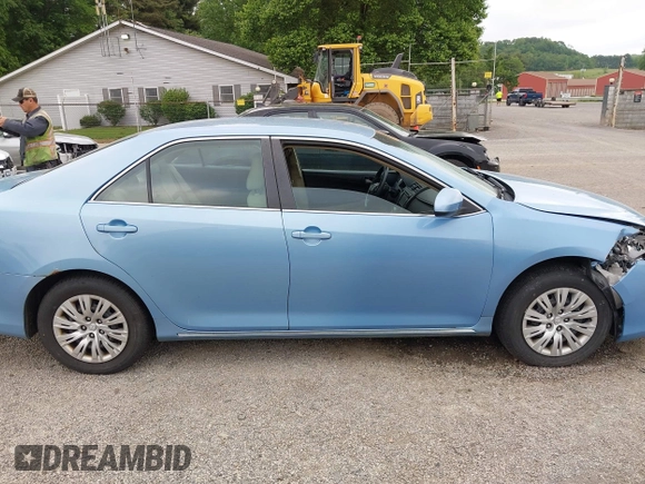 2012 Toyota Camry L z VIN 4T1BF1FK7CU561214, wystawiony jako IAAI lot #42286118 z przebiegiem 182 553 mil mil oraz . Historia ofert i sprzedaży dostępna na DreamBid. Obrazek 13.