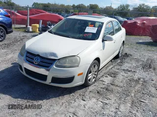 2007 Volkswagen Jetta Wolfsburg Edition z VIN 3VWEF71K77M077224, wystawiony jako IAAI lot #41762803 z przebiegiem Nie podano mil oraz . Historia ofert i sprzedaży dostępna na DreamBid. Obrazek 2.