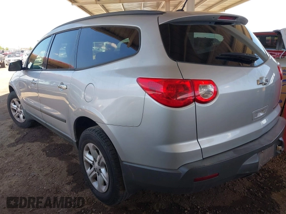 2012 Chevrolet Traverse LS z VIN 1GNKREED4CJ360370, wystawiony jako IAAI lot #42398695 z przebiegiem 194 875 mil mil oraz . Historia ofert i sprzedaży dostępna na DreamBid. Obrazek 3.