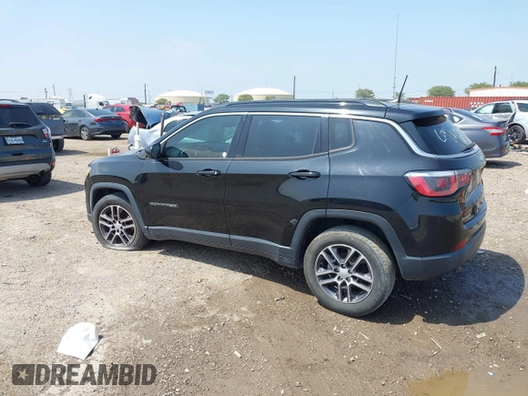 2017 Jeep Compass Latitude z VIN 3C4NJCBB5HT632963, wystawiony jako IAAI lot #41890171 z przebiegiem 120 280 mil mil oraz . Historia ofert i sprzedaży dostępna na DreamBid. Obrazek 3.
