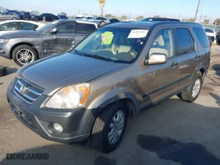 2006 Honda CR-V EX with VIN JHLRD68886C022931, listed as a IAAI auction lot 41495559 with 176,456 mi miles. Bid and sale history available at carsss.com. Image 2.