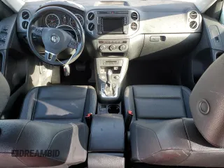 2017 Volkswagen Tiguan S with VIN WVGBV7AX2HW511907, listed as a Copart auction lot 50252355 with 207,662 mi miles and Clean Title. Bid and sale history available at DreamBid. Image 8.