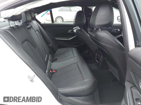 2022 BMW 3 Series 330i with VIN 3MW5R1J0XN8C67673, listed as a IAAI auction lot 41777963 with 21,812 mi miles and . Bid and sale history available at DreamBid. Image 8.