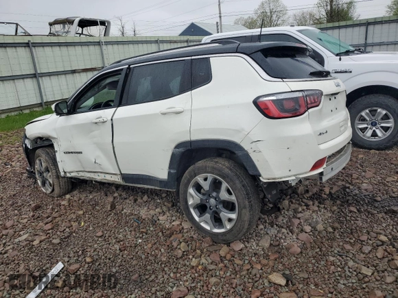 2019 Jeep Compass Limited z VIN 3C4NJDCB0KT599043, wystawiony jako Copart lot #56011245 z przebiegiem Nie podano mil oraz Szkoda całkowita • Salvage title. Historia ofert i sprzedaży dostępna na DreamBid. Obrazek 2.