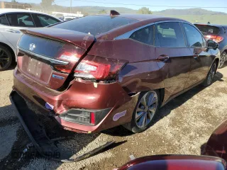 2018 Honda Clarity Plug-In Hybrid with VIN JHMZC5F14JC022982, listed as a Copart auction lot 47204414 with 38,569 mi miles. Bid and sale history available at carsss.com. Image 3.