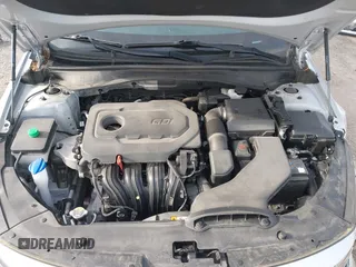 2020 Kia Optima LX z VIN 5XXGT4L38LG444734, wystawiony jako IAAI lot #42220277 z przebiegiem 56 105 mil mil oraz . Historia ofert i sprzedaży dostępna na DreamBid. Obrazek 10.