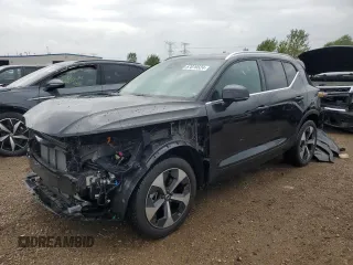 2023 Volvo XC40 Ultimate Bright Theme с VIN YV4L12UA1P2075634, выставлен на аукционе Copart как лот 67070524 с пробегом Не указан миль и Списание • Salvage title. История ставок и продаж доступна на DreamBid. Изображение 1.