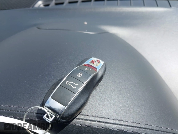 2011 Porsche Cayenne S Hybrid with VIN WP1AE2A20BLA92714, listed as a IAAI auction lot 42255019 with 101,274 mi miles and . Bid and sale history available at DreamBid. Image 11.