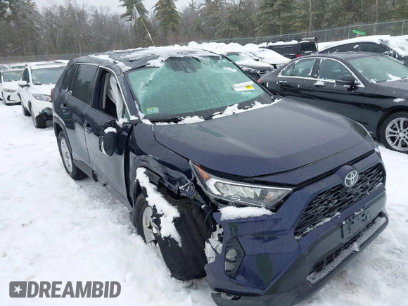 2020 Toyota RAV4 XLE with VIN 2T3P1RFV4LC117598, listed as a IAAI auction lot 41556701 with 38,447 mi miles. Bid and sale history available at carsss.com. Image 6.