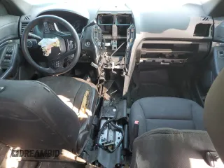 2016 Ford Police Interceptor Utility z VIN 1FM5K8AR6GGB81663, wystawiony jako Copart lot #59383555 z przebiegiem Nie podano mil oraz Czysty tytuł • Clean title. Historia ofert i sprzedaży dostępna na DreamBid. Obrazek 8.