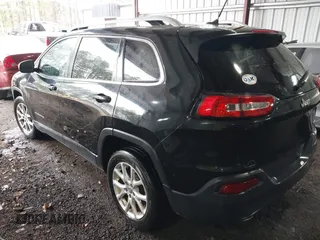 2014 Jeep Cherokee Latitude with VIN 1C4PJLCS2EW116959, listed as a IAAI auction lot 41926058 with 69,280 mi miles. Bid and sale history available at carsss.com. Image 3.