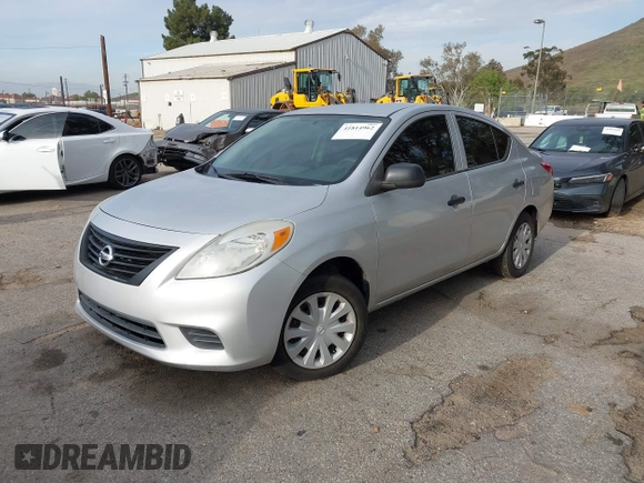 2012 Nissan Versa SL with VIN 3N1CN7AP3CL911095, listed as a IAAI auction lot 41814962 with 184,208 mi miles and . Bid and sale history available at carsss.com. Image 2.