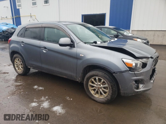 2015 Mitsubishi Outlander Sport SE z VIN 4A4AJ3AU7FE605996, wystawiony jako Copart lot #80292544 z przebiegiem 219 514 mil mil oraz Szkoda całkowita • Salvage title. Historia ofert i sprzedaży dostępna na DreamBid. Obrazek 4.