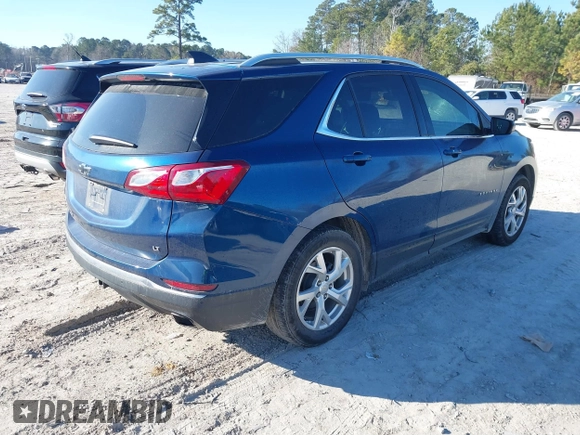 2020 Chevrolet Equinox LT with VIN 2GNAXLEX8L6103967, listed as a IAAI auction lot 41345430 with 84,218 mi miles. Bid and sale history available at carsss.com. Image 4.