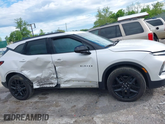 2023 Chevrolet Blazer LT с VIN 3GNKBCR4XPS224431, выставлен на аукционе IAAI как лот 42232072 с пробегом 20 872 миль миль и . История ставок и продаж доступна на DreamBid. Изображение 13.