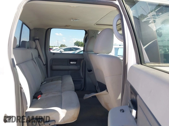 2006 Ford F-150 XLT with VIN 1FTPW04546KD28201, listed as a IAAI auction lot 42542399 with 138,774 mi miles and . Bid and sale history available at DreamBid. Image 8.