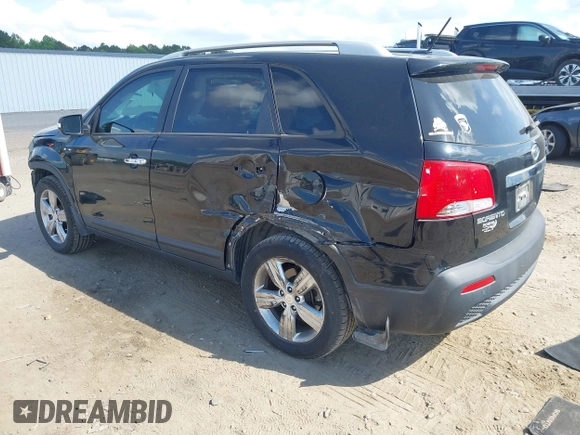 2013 Kia Sorento EX с VIN 5XYKU3A62DG348688, выставлен на аукционе IAAI как лот 42216843 с пробегом 231 471 миль миль и . История ставок и продаж доступна на DreamBid. Изображение 3.