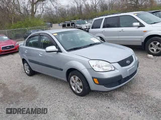 2008 Kia Rio LX with VIN KNADE123886424127, listed as a IAAI auction lot 42025788 with 108,192 mi miles. Bid and sale history available at carsss.com. Image 1.