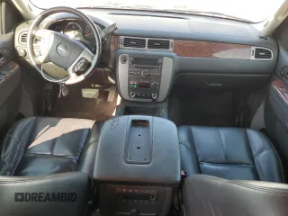 2014 GMC Yukon XL SLT with VIN 1GKS2KE70ER226972, listed as a Copart auction lot 70776944 with 234,145 mi miles and Salvage Title. Bid and sale history available at carsss.com. Image 8.