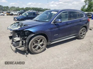 2016 BMW X1 xDrive28i z VIN WBXHT3C38G5E48376, wystawiony jako Copart lot #56965225 z przebiegiem 156 796 mil mil oraz Szkoda całkowita • Salvage title. Historia ofert i sprzedaży dostępna na DreamBid. Obrazek 1.