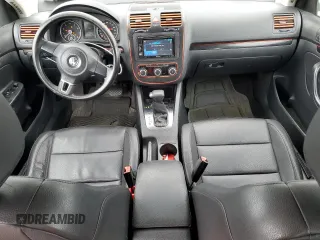 2010 Volkswagen Jetta SE with VIN 3VWRZ7AJ2AM038256, listed as a Copart auction lot 47631015 with 205,579 mi miles and Salvage title. Bid and sale history available at DreamBid. Image 8.