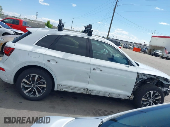 2022 Audi Q5 S line Premium Plus with VIN WA1EAAFY0N2021054, listed as a IAAI auction lot 42296927 with 27,310 mi miles and . Bid and sale history available at DreamBid. Image 14.