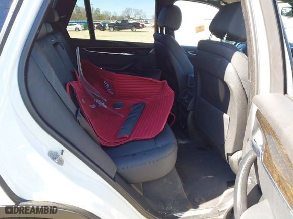 2017 BMW X5 sDrive35i with VIN 5UXKR2C35H0X05113, listed as a IAAI auction lot 41707270 with 1 mi miles. Bid and sale history available at carsss.com. Image 8.