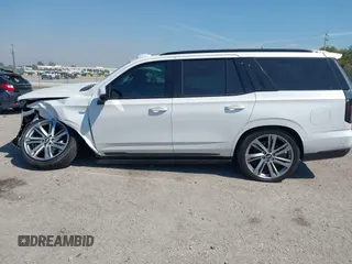 2025 Cadillac Escalade z VIN 1GYS9GRL7SR168408, wystawiony jako IAAI lot #41855623 z przebiegiem 1 744 mil mil oraz . Historia ofert i sprzedaży dostępna na DreamBid. Obrazek 14.