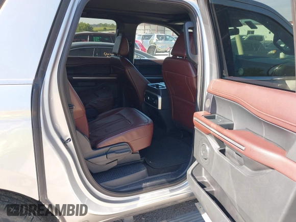2023 Ford Expedition Max Limited z VIN 1FMJK2A81PEA48159, wystawiony jako IAAI lot #42725025 z przebiegiem 79 301 mil mil oraz . Historia ofert i sprzedaży dostępna na DreamBid. Obrazek 8.