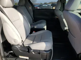 2016 Toyota Sienna XLE with VIN 5TDYK3DC4GS738605, listed as a Copart auction lot 43719005 with 116,614 mi miles and Salvage Title. Bid and sale history available at carsss.com. Image 12.