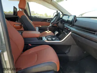 2024 Kia Carnival SX with VIN KNDNE5H32R6402454, listed as a Copart auction lot 70061644 with 7,956 mi miles and Salvage Title. Bid and sale history available at carsss.com. Image 7.
