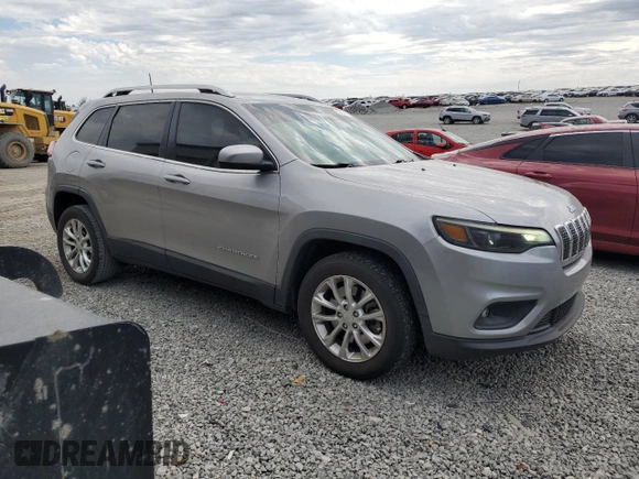 2019 Jeep Cherokee Latitude with VIN 1C4PJLCB2KD232654, listed as a Copart auction lot 50892105 with 138,673 mi miles and Salvage title. Bid and sale history available at DreamBid. Image 4.