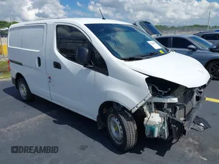 2015 Nissan NV200 SV z VIN 3N6CM0KN2FK736494, wystawiony jako IAAI lot #42246762 z przebiegiem Nie podano mil oraz . Historia ofert i sprzedaży dostępna na DreamBid. Obrazek 1.