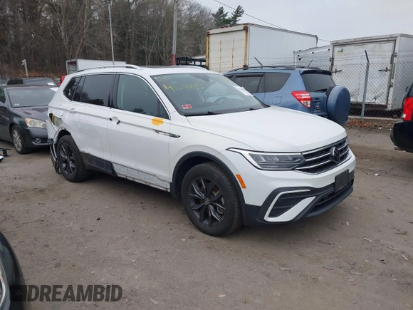 2022 Volkswagen Tiguan SE z VIN 3VV2B7AX9NM029204, wystawiony jako IAAI lot #41248800 z przebiegiem 24 450 mil mil oraz . Historia ofert i sprzedaży dostępna na DreamBid. Obrazek 1.