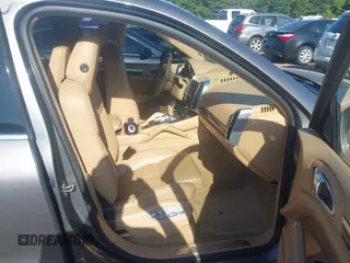 2012 Porsche Cayenne Turbo z VIN WP1AC2A29CLA81105, wystawiony jako IAAI lot #42618593 z przebiegiem 173 873 mil mil oraz . Historia ofert i sprzedaży dostępna na DreamBid. Obrazek 5.