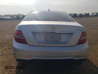 2012 Mercedes-Benz C 300 Sport with VIN WDDGF8BBXCA602273, listed as a Copart auction lot 60794125 with 233,256 mi miles and Clean title. Bid and sale history available at DreamBid. Image 6.