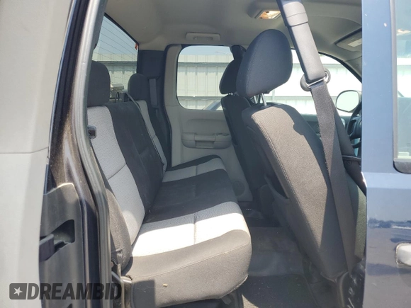 2008 GMC Sierra 1500 SL z VIN 1GTEC19C88Z125464, wystawiony jako Copart lot #60450835 z przebiegiem 210 198 mil mil oraz Szkoda całkowita • Salvage title. Historia ofert i sprzedaży dostępna na DreamBid. Obrazek 10.
